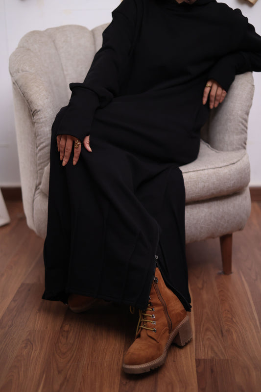 Every-Day Comfy Sportive Dress with Gloves